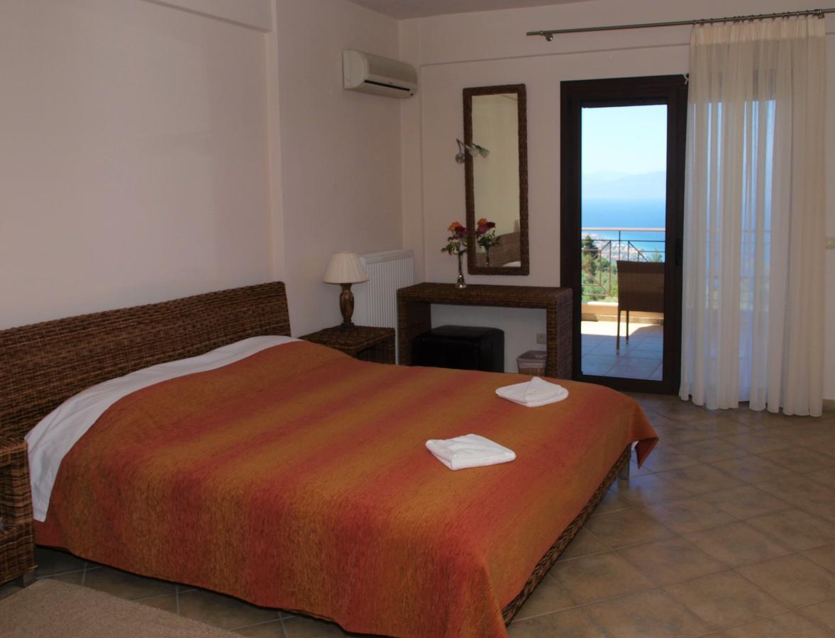 Hotel Theasi Diakopto Ngoại thất bức ảnh